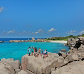 Anse Marron Hiking tour La Digue, Rober Agnes